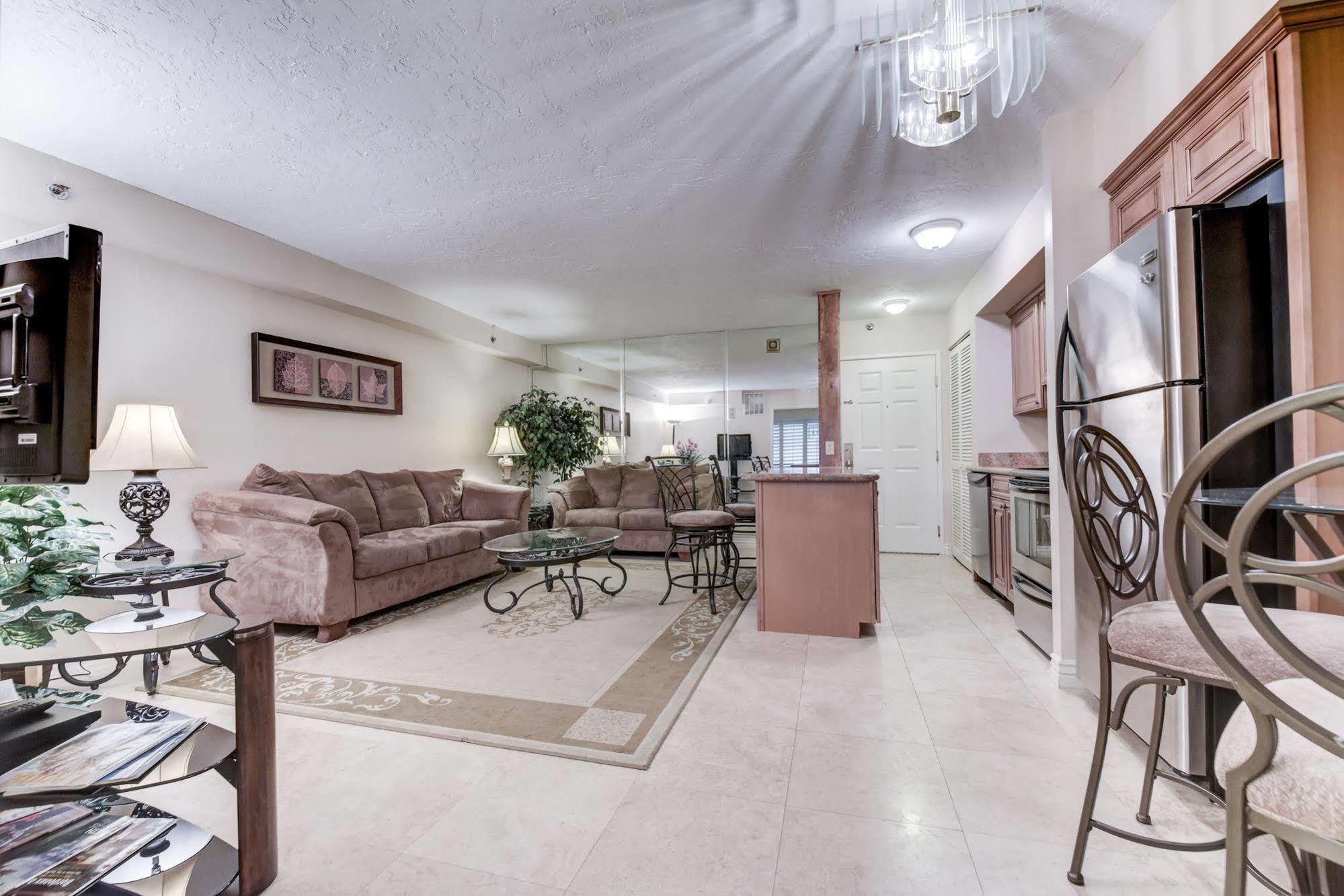 Getaways At The Jockey Club Las Vegas