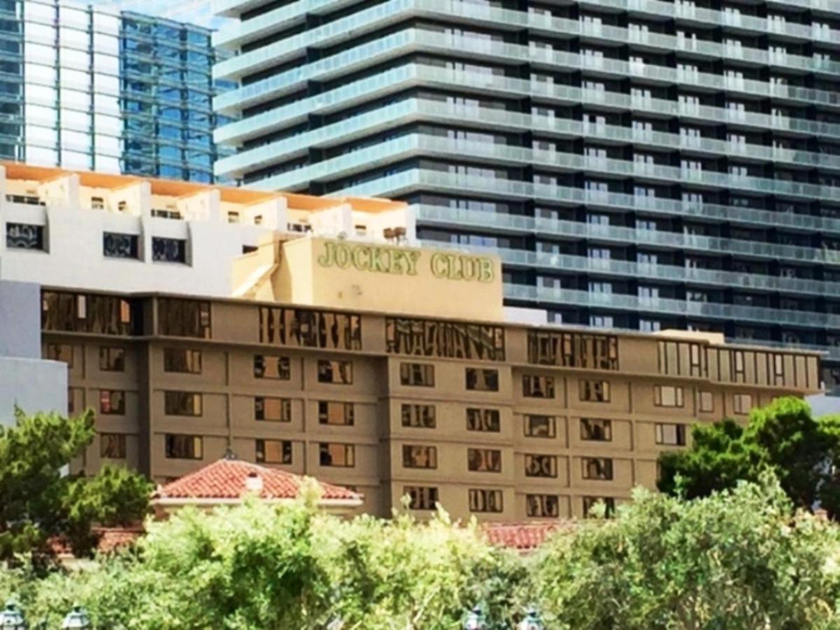 Getaways At The Jockey Club