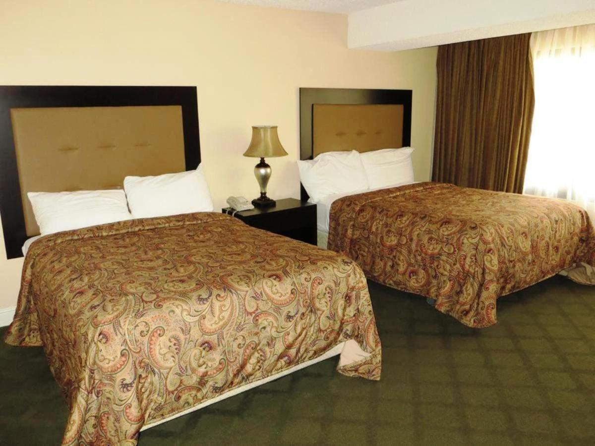 Getaways At The Jockey Club 3*