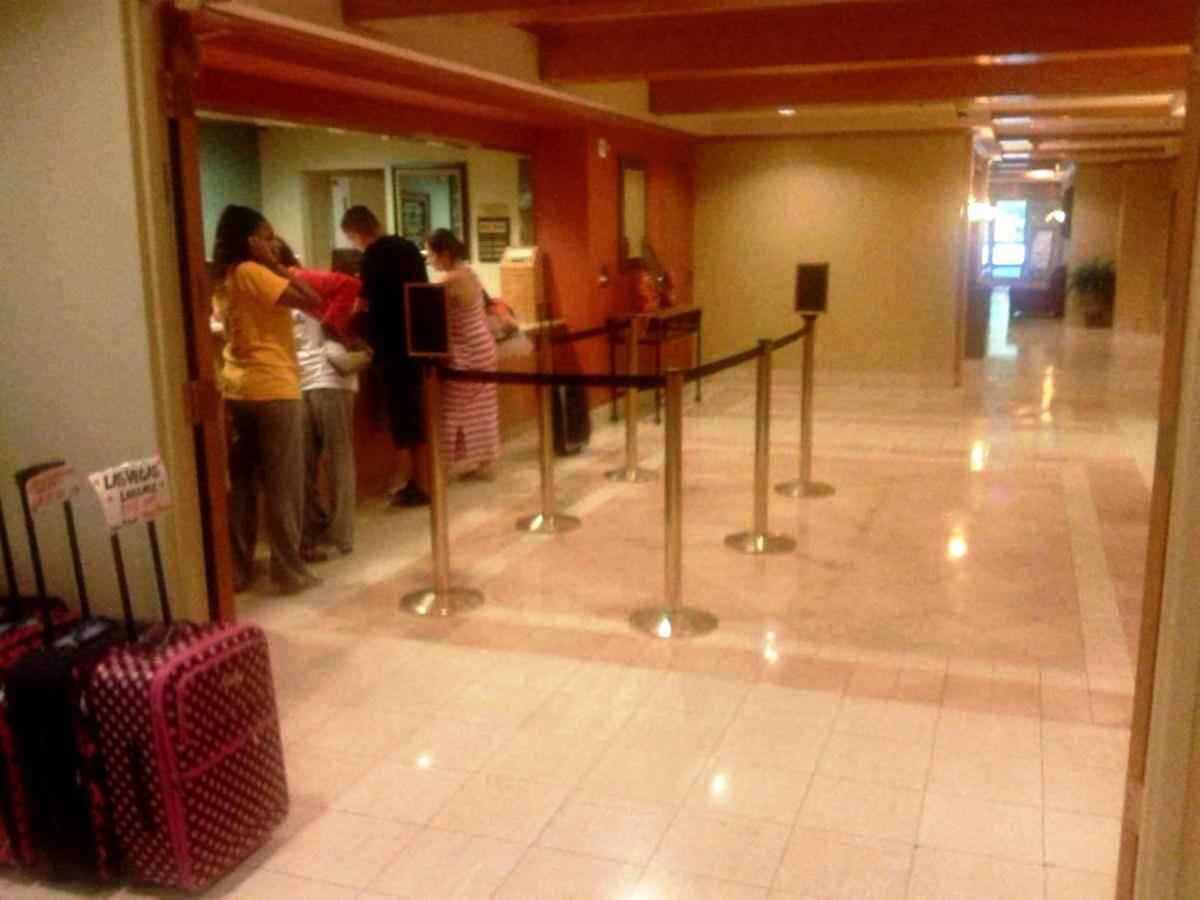Getaways At The Jockey Club Apartahotel