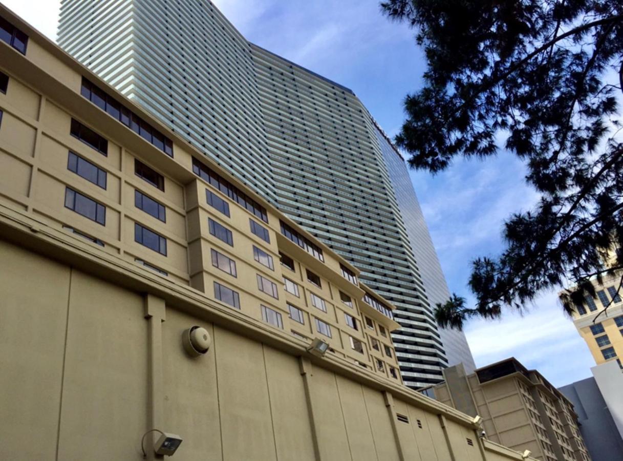Getaways At The Jockey Club Las Vegas